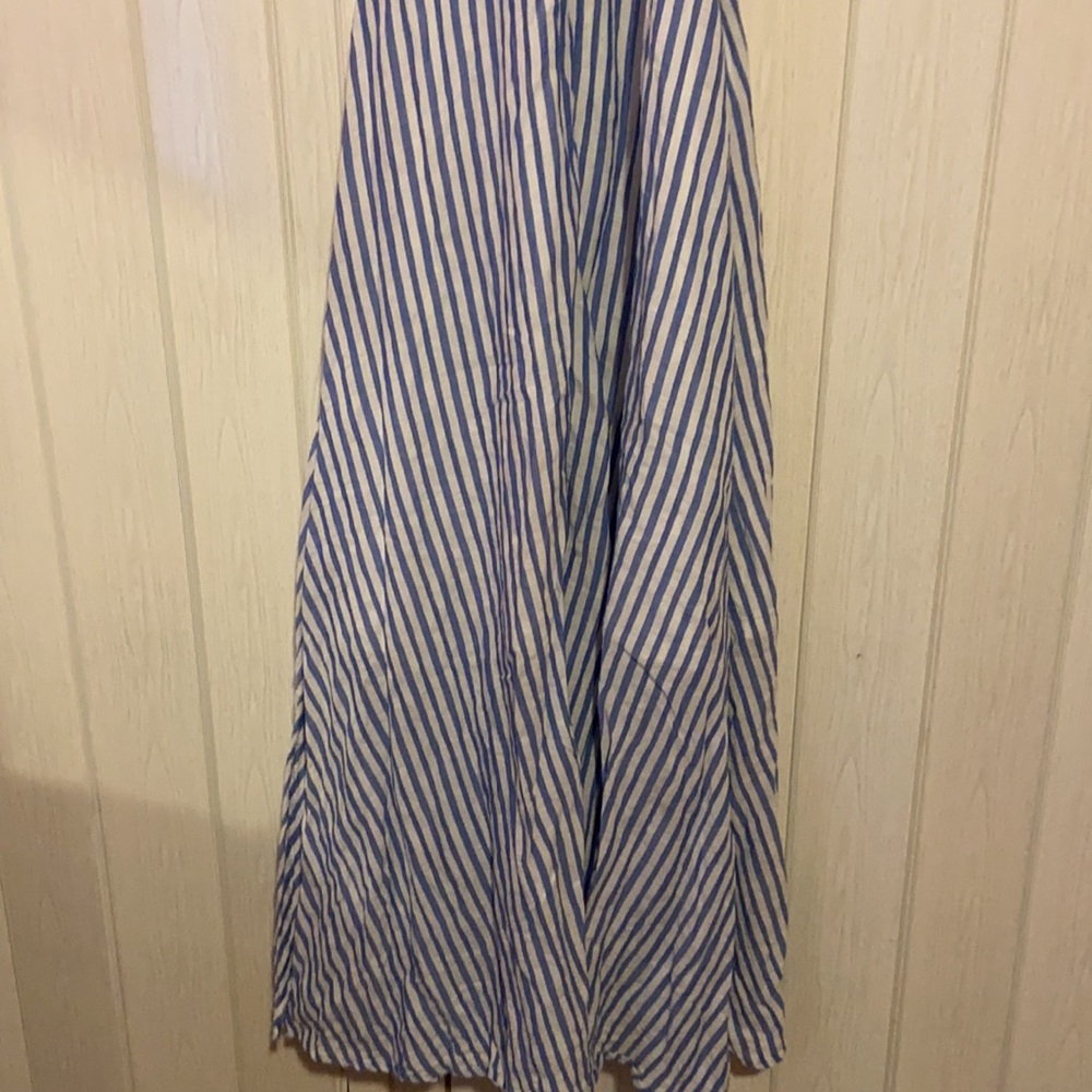 Dress - Picture 5 of 5